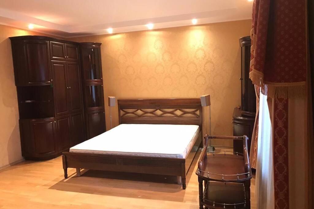 One Bedroom Kreschatik Str 4 Kijów Zewnętrze zdjęcie